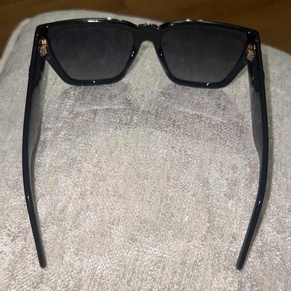 Marc Jacobs Black and Gold Square Sunglasses - Picture 4 of 5
